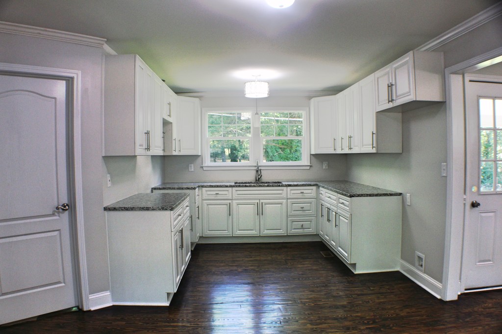 400 Park Drive Lancaster, SC 29720&nbsp;-$159,900